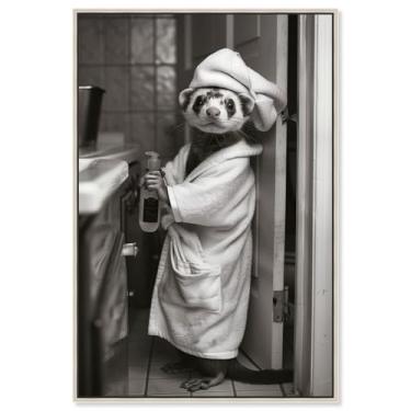 Imagem de Art Remedy Tela de arte engraçada para banheiro, 25,4 cm x 38,1 cm, moldura prateada, furão de banheiro