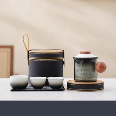Imagem de Conjunto de chá minimalista de viagem, portátil, bule de chá, uma panela, três xícaras