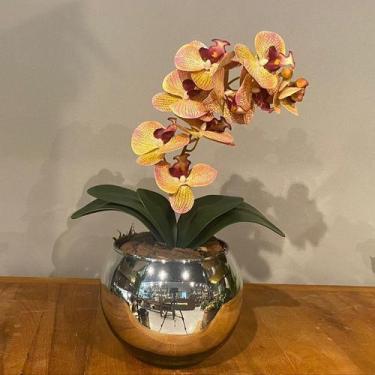 Imagem de Orquídea Tigre Rosa Artificial Arranjo No Vaso Espelhado - Decore Fáci