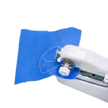 Imagem de Maquina De Costurar Portátil Viagem Mini A Pilha Elétrico Prático Perfeita Para Costurar Tecidos, Ou Fazer Reparos De Forma Rápida e Prática