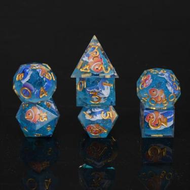 Imagem de UBEUCK DND Dice Set 7-Pcs Sharp Edge Blue Marine Life Style Resin Dice Polyhedron Resin Sharp Edge dice Role-Playing Game RPG MTG Board Game (Marine Life - Golden)
