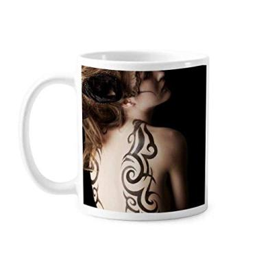 Imagem de Tatuagem beleza morena pintura corporal menina caneca cerâmica café porcelana copo talheres