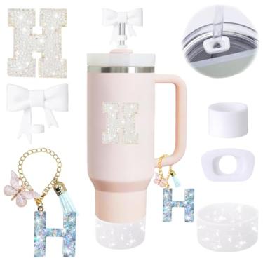 Imagem de Conjunto de 6 peças de acessórios de copo Stanley branco adequado para Stanley Cup 850 g 1,134 g, incluindo pingente de alça, adesivo inicial personalizado, topo de palha, bota de silicone brilhante,
