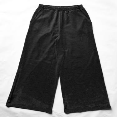 Imagem de CALCA PANTALONA FEMININA. BASIC+, EM MALHA DE ALGODÃO E POLISTER, REFERENCIA S136 NA COR PRETA