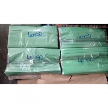 Imagem de Sacola Plástica Reciclada Pacote com 2,5KG Ideal para Casa de Ferragens e Depósitos Resistente Preta Higipack