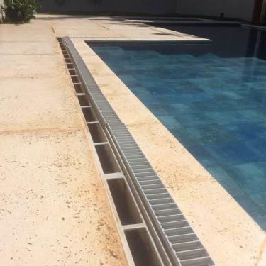 Imagem de Ralo Grelha Linear Com Caixilho Em Alumínio Polido 10X50Cm