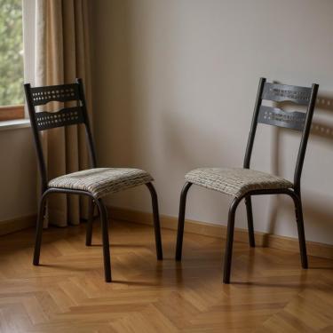 Imagem de Kit 2 Cadeiras De Aço Com Assento Estofado Luna - Preto E Manteiga