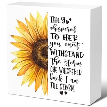Imagem de Placa de caixa de madeira inspiradora, They Whispered to Her You Can't Withstand The Storm Sinal de bloco de madeira motivacional com sinal de girassol para casa sala de estar escritório mesa