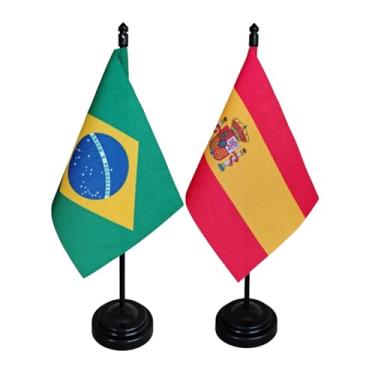 Imagem de Kit Bandeira de Mesa Brasil e Espanha, Decorativa, 26cm Altura Total, 18x11cm, Multicolorido, Oxford, Base Plástica, para Escritório, Eventos, Escolas