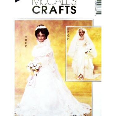 Imagem de OOP McCall's Pattern 3898. Two 20th Century Bridal Gowns for 29cm Fashion Dolls Such As the Barbie Collection. Gown; Veil & Slip. & Gown; Overdress; Veil & Gloves