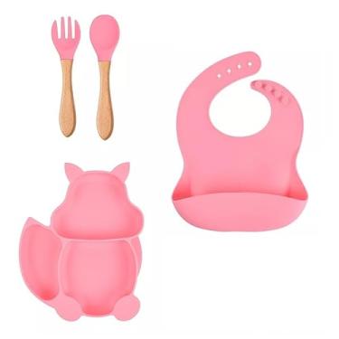 Imagem de Kit de acessórios para Introdução Alimentar Do Bebê Em Silicone Com 4 Peças. Rosa.