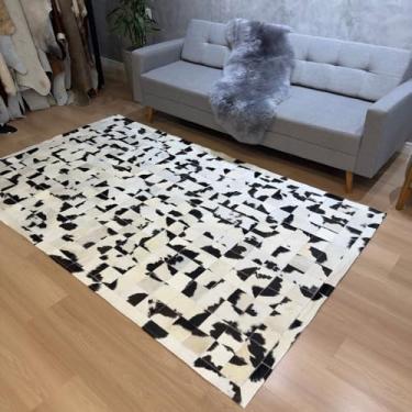 Imagem de Tapete De Couro Preto e Branco Malhado 150x250 10cm Quadriculado