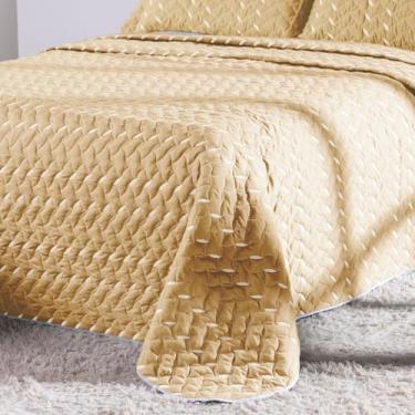 Imagem de Cobre Leito Queen Bordado 3 peças Amarelo com Porta-Travesseiros em Hipercal 400 Fios 2,60m x 2,40m.
