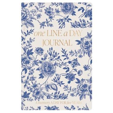 Imagem de Sweet Water Decor Caderno de memória One Line a Day, lindo caderno de entrada sem data para mulheres, 368 páginas pautadas para capturar destaques, diário de capa dura laminado fosco azul Delft com