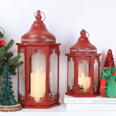 Imagem de NEEDOMO Conjunto de 2 decorações de Natal, lanternas de Natal de 55 cm / 38 cm com vela de LED e detalhes florais para decoração de casa, lanterna decorativa suspensa interna e externa para mesas de