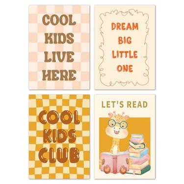 Imagem de Decoração de arte de parede de clube infantil legal, decoração de canto de leitura para sala de aula, pôsteres de girafa amarela para decoração de casa, conjunto de 4 fotos de livros decoração -A07