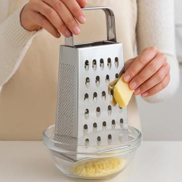 Imagem de Ralador de Quatro Faces em Aço Inox 18cm – Praticidade, Versatilidade e Durabilidade na Sua Cozinha