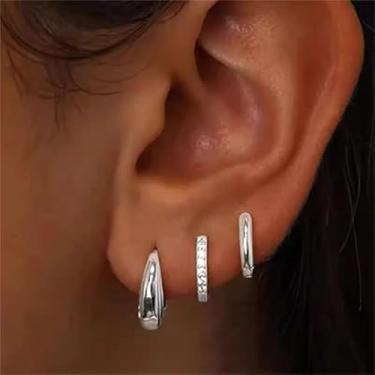 Imagem de Conjunto de brincos de argola Huggie para mulheres, hipoalergênicos, banhados a ouro 14 quilates, argolas para vários piercings, delicados, fofos e leves para cartilagem, joias modernas, presente