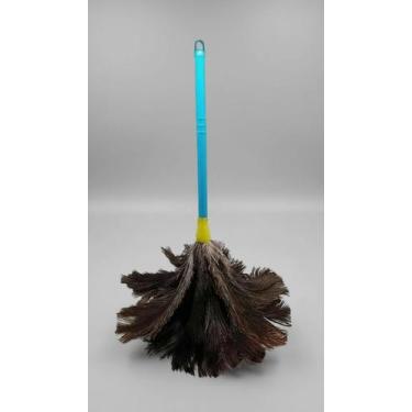 Imagem de Espanador Pena Avestruz 55cm Cabo Madeira - Congratulations Store