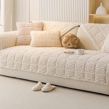 Imagem de Capa de sofá de pelúcia de coelho grosso premium, 1-3 lugares, opção em formato de L, pele sintética macia, antiderrapante, capa de móveis durável para sala de estar(Beige,110 * 110cm/43 * 43in)