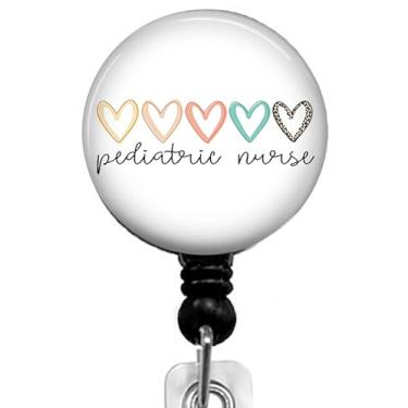 Imagem de Kmatye Porta-crachá retrátil com impressão de coração de enfermeira pediátrica com clipe jacaré, carretel decorativo de nome, enfermeira, clipe para cartões, pequeno, preto, Kmatye878