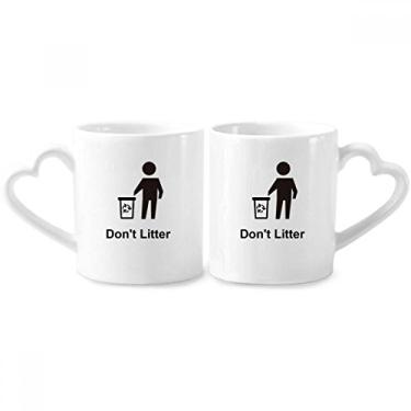 Imagem de Don't Litter Conjunto de canecas de porcelana para casais, estampa de símbolo, preto, alça de coração