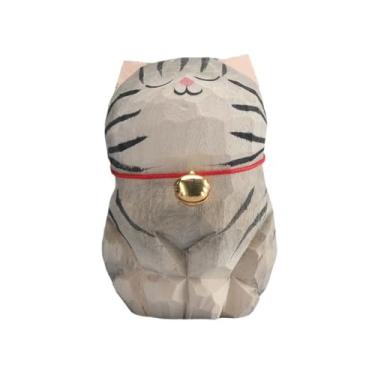 Imagem de Poranlem Estatueta de gato de madeira feita à mão com coleira de sino esculpida à mão, enfeite fofo exclusivo para amantes de animais, presente de arte folclórica, decoração de escultura de gatinho