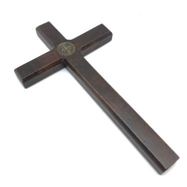 Imagem de Crucifixo De Parede Ou Porta Madeira Medalha De São Bento 18 Cm