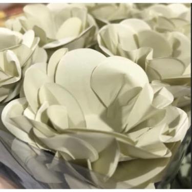 Imagem de Forminhas para Doces Finos - Kit 40/120 Formas Flor Decorativas | Ideal para Casamentos, Festas e Cupcakes (Style - Marfim,120)