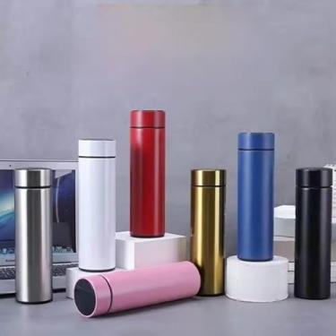 Imagem de Garrafa Térmica Inteligente 500ml com Display LED de Temperatura - Aço Inox, Isolamento Avançado, Controle em Tempo Real(ALEATORIO)