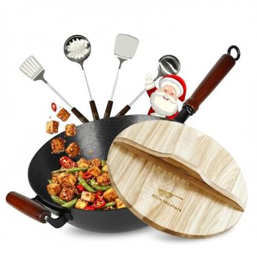 Imagem de Sizle Masters Frigideira antiaderente de ferro fundido pré-temperado | Alças duplas e 4 espátulas | Wok de fundo plano com tampa de madeira e cabo de madeira | Wok de indução chinês tradicional (36 cm