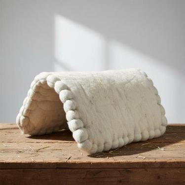 Imagem de Baixeiro Manta Forro Xergão Branco De Lã Natural Para Cavalo - BMT