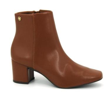 Imagem de Bota Via Uno 172027 Cano Curto Salto Grosso Bico Quadrado Feminino, 37
