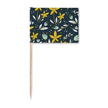 Imagem de Decoração de festa com bandeiras de palito de dente e verde amarelo