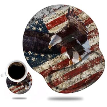 Imagem de Mouse pad ergonômico suporte de pulso e porta-copos de copo, base de PU antiderrapante descanso de pulso para computador, jogos de escritório, trabalho, digitação fácil e alívio da dor, grafite de parede militar águia careca