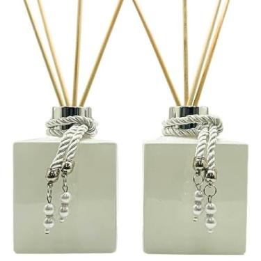 Imagem de Kit 2 Frascos de Vidro Branco 250ml para Difusor de Aromas com Tampas Luxo e Varetas – Aromatizador Decorativo(PRATA)