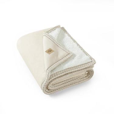 Imagem de UGG Kirkwood Cobertor acolchoado – Cobertor de lã ultramacio 127 cm x 178 cm, cobertor quente aconchegante para sofá, cama e decoração de casa, manta fofa de pelúcia para quarto ou sala de estar