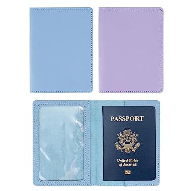 Imagem de Arouselove Pacote com 2 capas para passaporte e porta-cartão de vacina, carteira de passaporte de couro PU, capa protetora de vacina, carteira de passaporte de viagem para mulheres e homens, Cor 1,