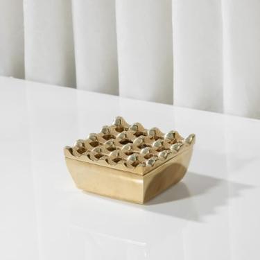 Imagem de Cinzeiro de latão marroquino feito à mão – Cinzeiro quadrado pequeno vintage para cigarros ou incenso – molde de areia – Detalhe decorativo de latão sólido – Presente de decoração artesanal de 8 cm