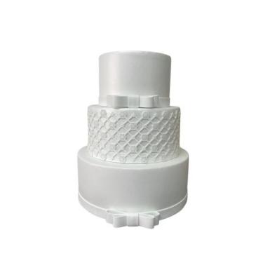 Imagem de Bolo fake casamento renda 3 andares - CATAVENTO FESTA DOS SONHOS