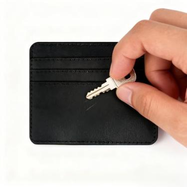 Imagem de Carteira masculina fina com bloqueio de RFID, Preto, Carteira de couro