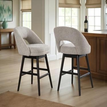 Imagem de Armen Living Adrian Gray Banqueta giratória estofada de madeira maciça 76 cm de altura com assento de tecido Morning Fog - Conjunto de 2