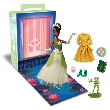 Imagem de Boneca Princess Story Disney Store Tiana com livro para colorir
