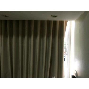 Imagem de Cortina Trilho Suiço Blackout Bege 5.40 X 2.80