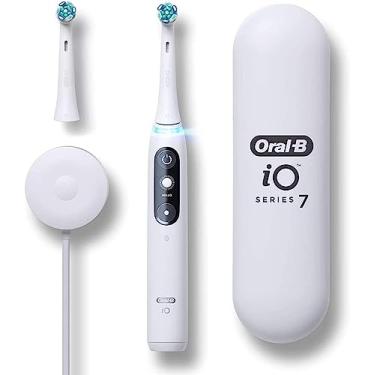 Imagem de Oral-B iO Series 7 Electric Toothbrush With 2 Brush Heads, White Alabaster