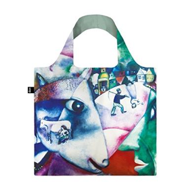 Imagem de MARC CHAGALL, I and the Village. Bag: LOQI BAG: Ich wiege 55 g. Ich kann 20 kg tragen. Ich bin wasserabweisend und waschbar. OEKO-TEX® zertifiziert und aus Polyester.