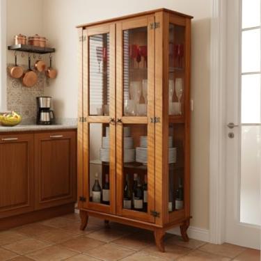 Imagem de Cristaleira em madeira maciça com portas de vidro e prateleiras reforçadas, estilo colonial sofisticado, ideal para sala de jantar ou cozinha, perfeita para louças, taças e decoração