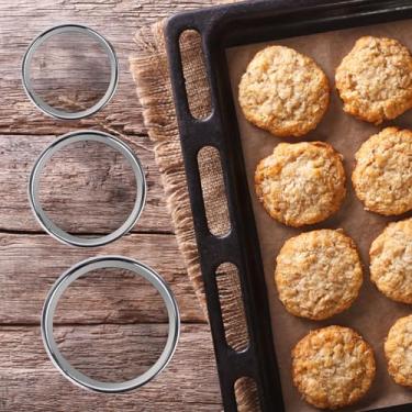 Imagem de Conjunto de cortador de biscoito circular de 3 peças, suprimentos de cozimento de aço inoxidável para modelagem de biscoitos redondos sem esforço, biscoitos caseiros (5,5 cm, 6,5 cm, 7,5 cm)