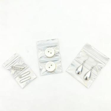 Imagem de YDJIANCAI 300 sacos plásticos pequenos com zíper duplo, 3 tamanhos variados, bolsa pequena, mini saquinhos, bolsa de joias de plástico transparente para armazenamento, doces, embalagem