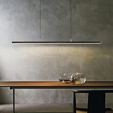 Imagem de Luminária pendente de LED com design linear, ideal para mesa de jantar, com controle remoto e altura ajustável. Perfeita para uso interno, ideal para mesas de escritório ou como lustre (Pret